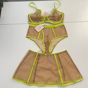 Savage x Fenty Lingerie